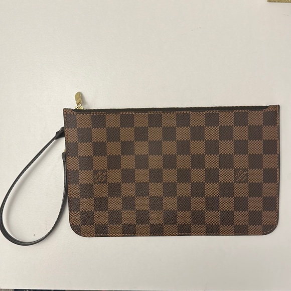 Louis Vuitton Neverfull Pouch - Picture 1 of 4